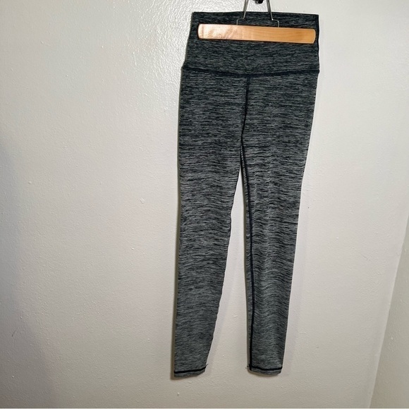 Aerie Heathered Green Ombre Leggings Fleece chill.play.move. - Picture 3 of 13